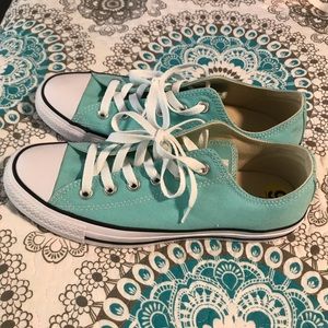 Teal converse size 9 womens.  Brand new.  Not worn